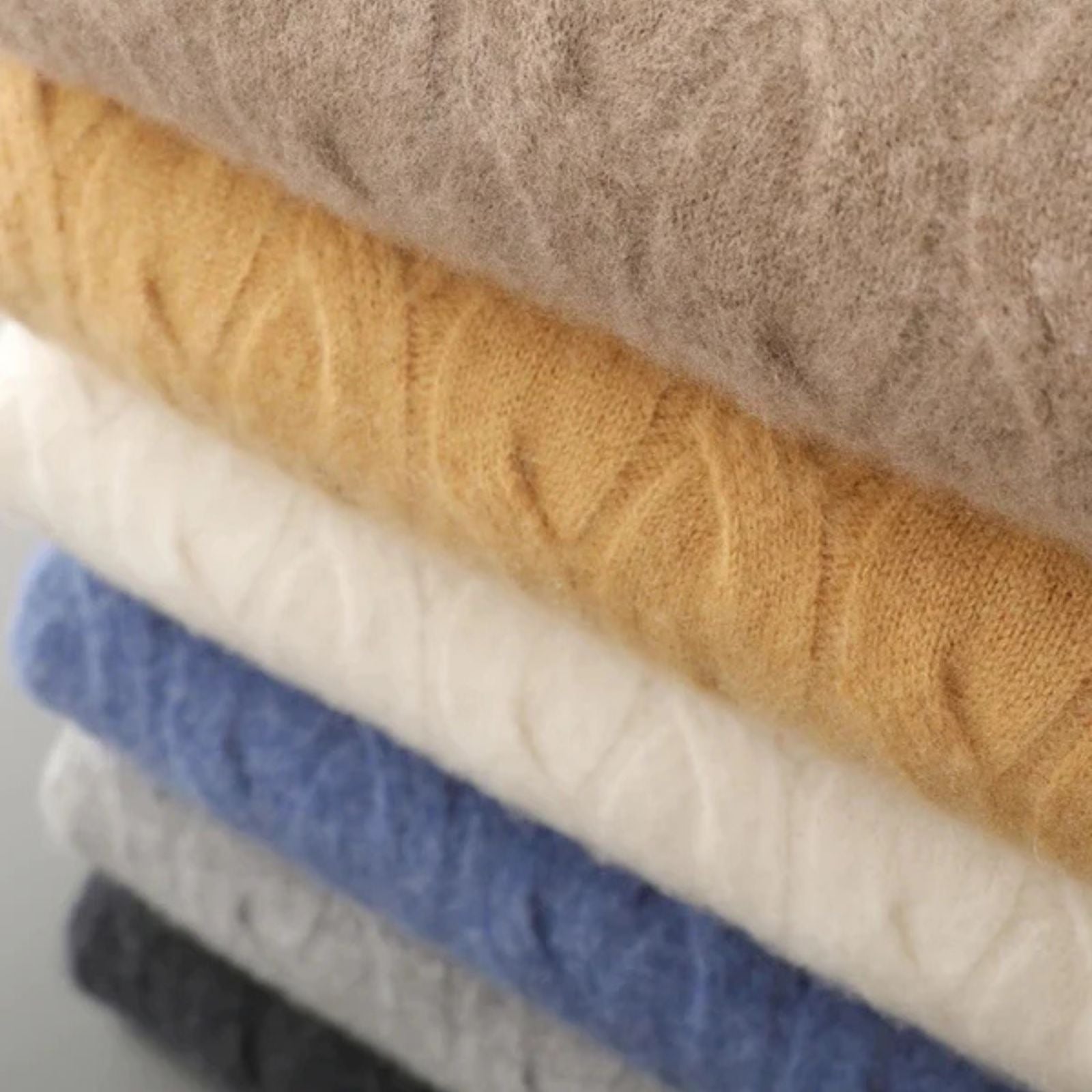 The Zermatt Cashmere Cable Knit Sweater