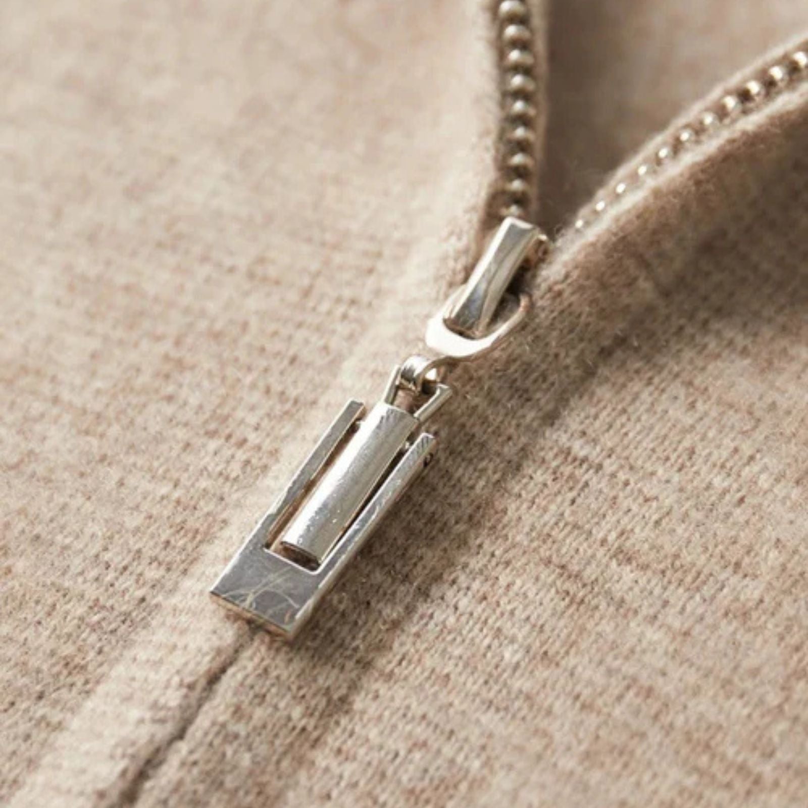 The Lausanne Cashmere Featherlight Zip Vest