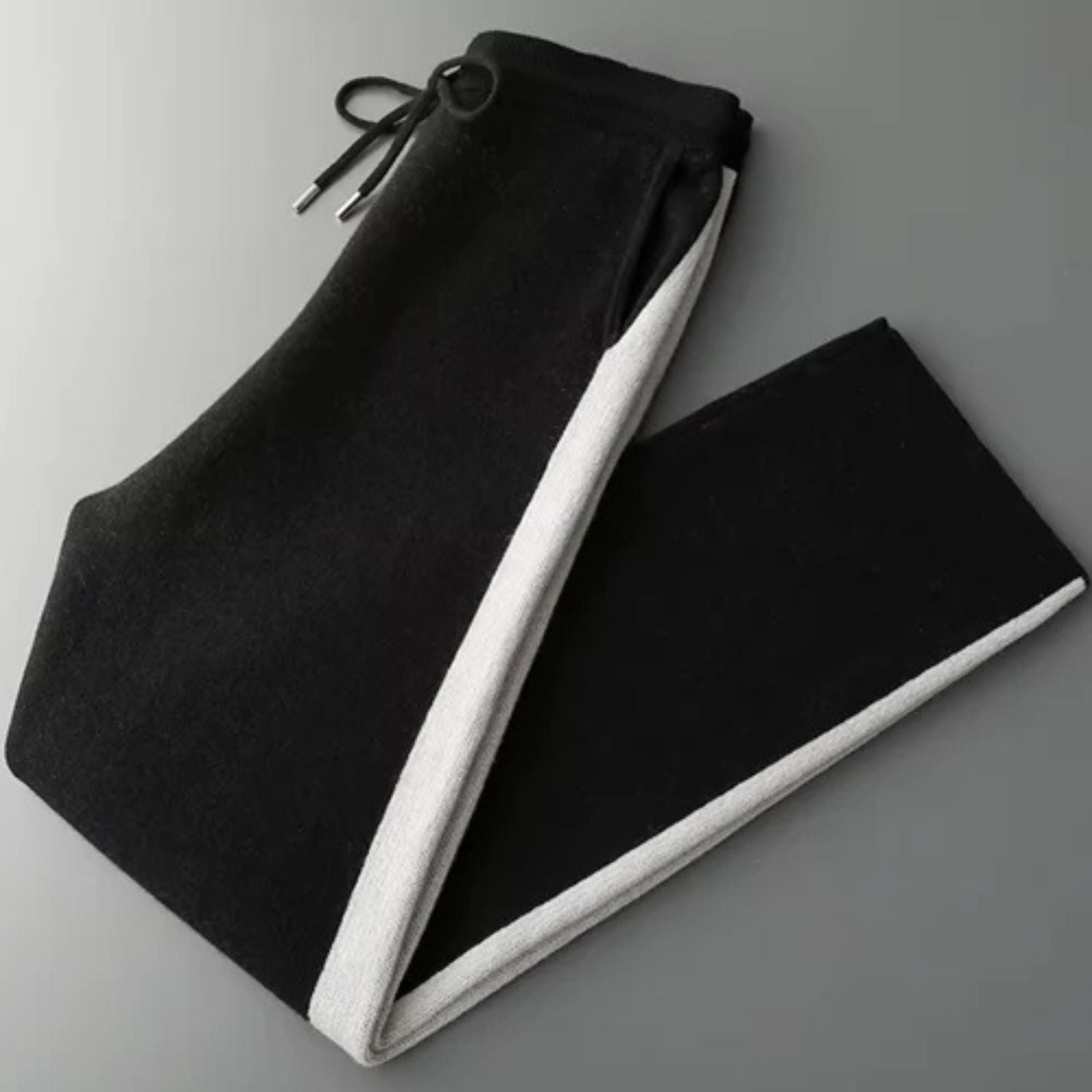 The Salzburg Merino Wool Relaxed Trouser