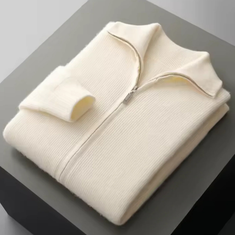 The Saint-Tropez Cashmere Zip Vest