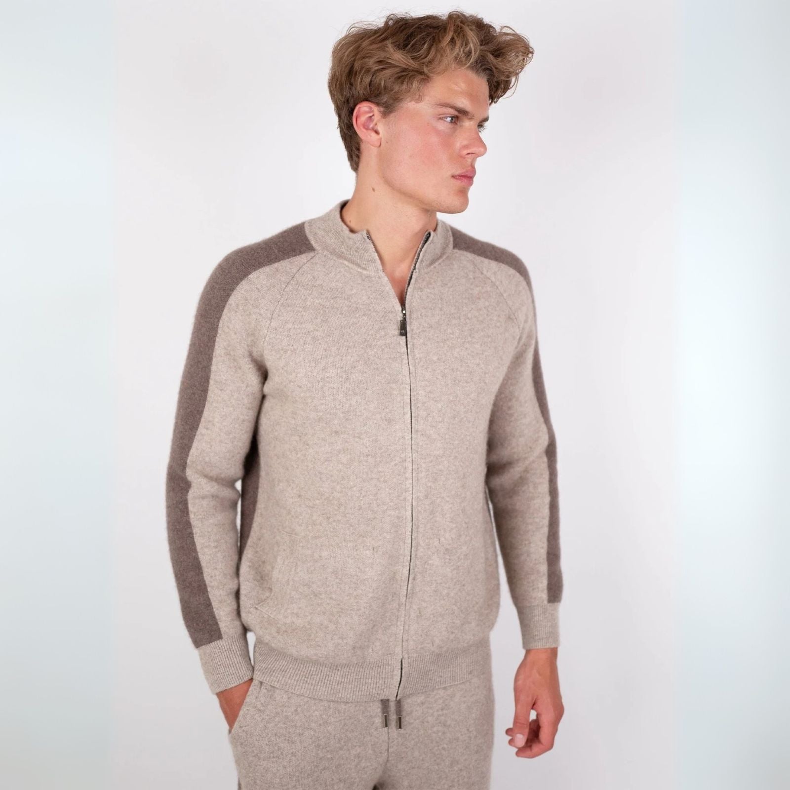 The Osaka Premium Cashmere Jogger Set
