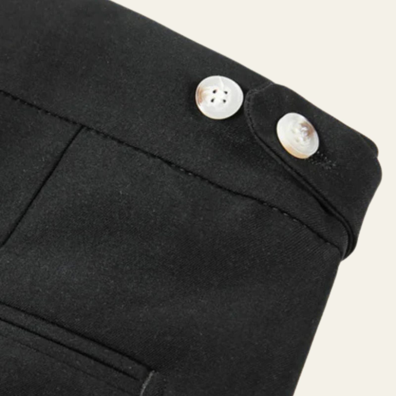 The Marseille Heritage Short Pantalon