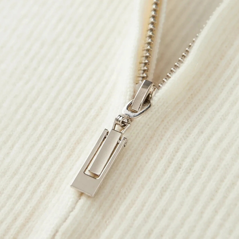 The Saint-Tropez Cashmere Zip Vest