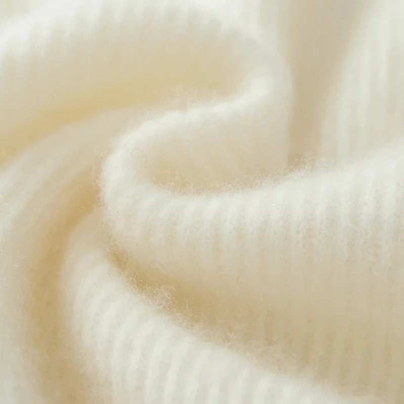 The Saint-Tropez Cashmere Zip Vest