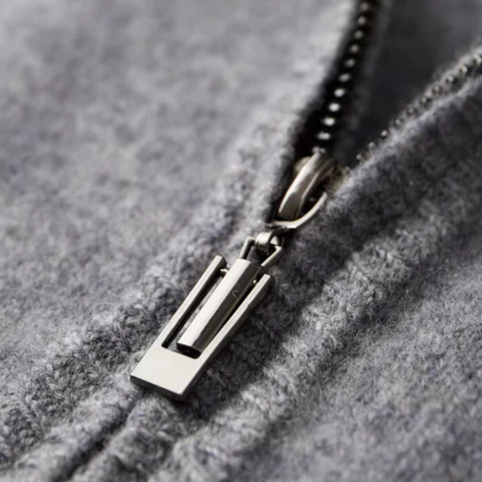 The Ravello Merino Wool Dual-Tone Set